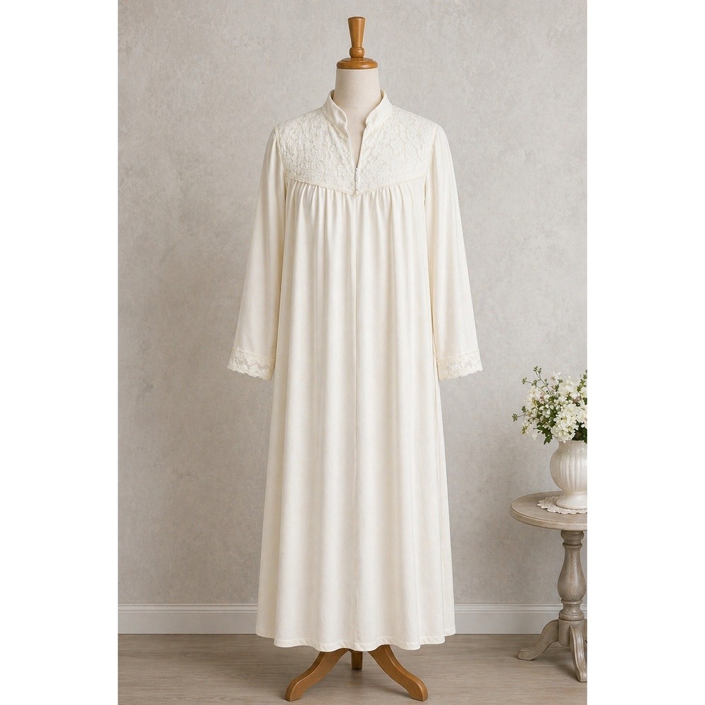 Vanity Fair Nightgown Womens Large Lace Trim Vintage USA Long Sleeve Sleepwear